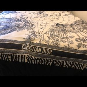 Christian Dior blanket scarf